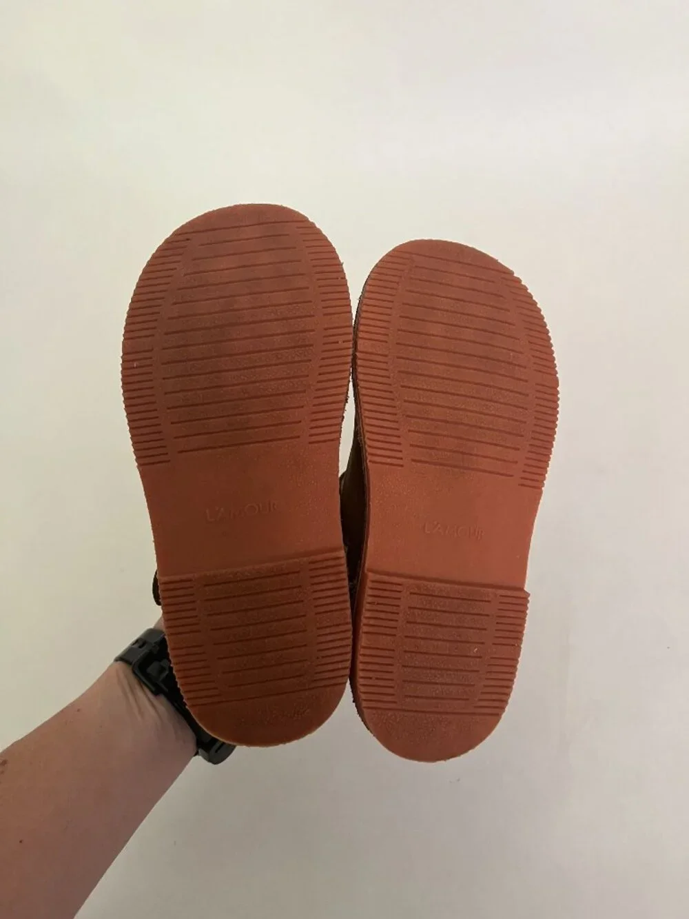 L' amourJoy Classic Nubuck Leather T-Strap Mary Jane Brown Size 11